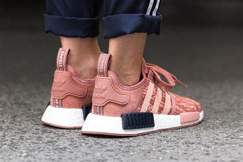 NMD r1 women's pink